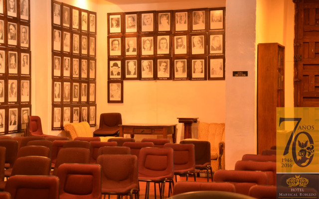 Hotel Mariscal Robledo