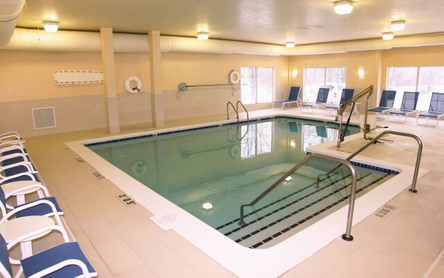 Holiday Inn Grand Rapids Airport by IHG