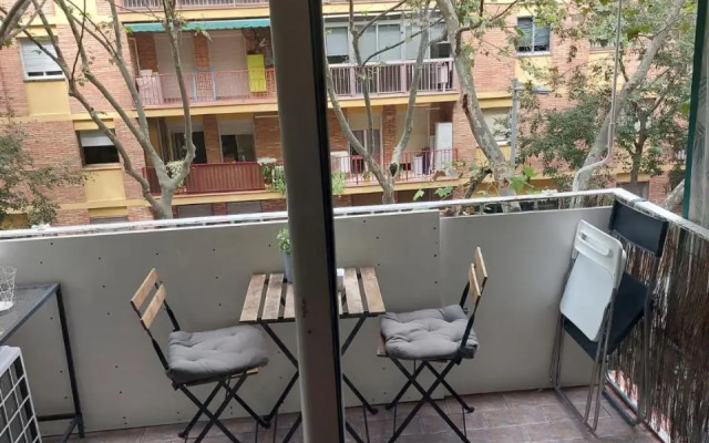 Apartamento tranquilo cerca de la Sagrada Familia