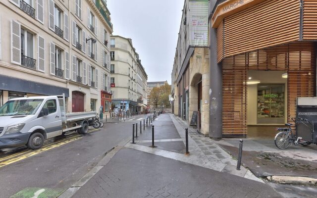 Apartment For 2 10Th Arr. Paris