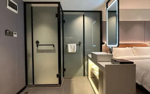 Poting · Smart Choice Hotel (Guangzhou Zoo Huanghuagang Subway Station)