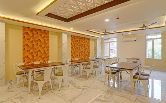 OYO Townhouse 1101 Hotel H G