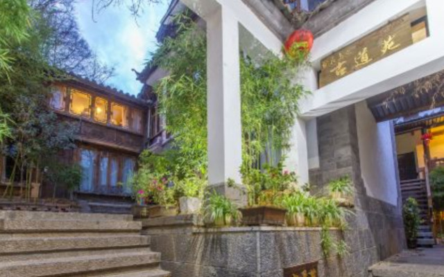 Floral Hotel Lijiang Taohua Island Gudao Boutique