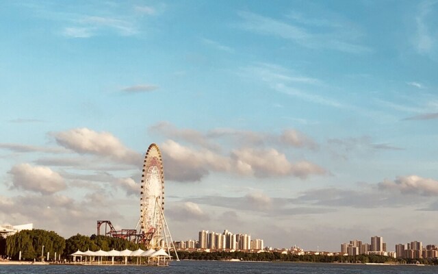 Suzhou Artrip Holiday Hotel