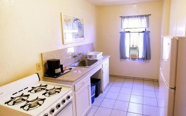 Capitola Venetian Hotel