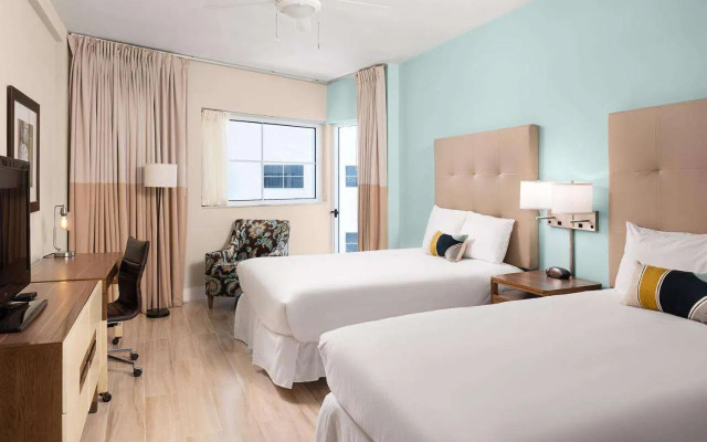 Sherry Frontenac Oceanfront Hotel