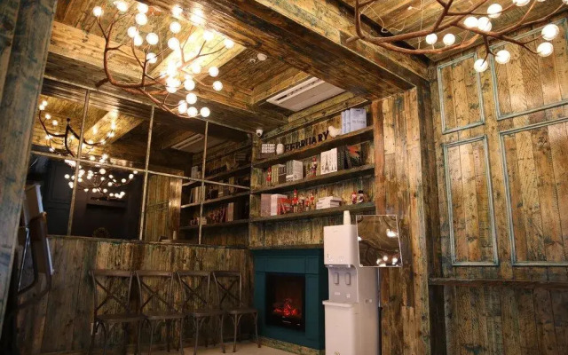 New February Hotel Sinho