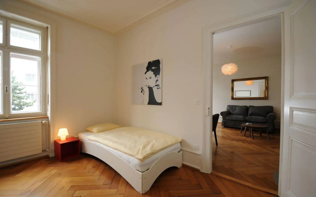 Apartments Logis 69