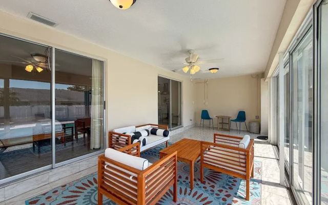 2631 Cedarglen Drive