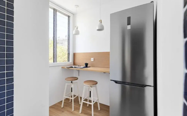 JOIVY Stunning 2-Br Flat W/Balcony In Porto