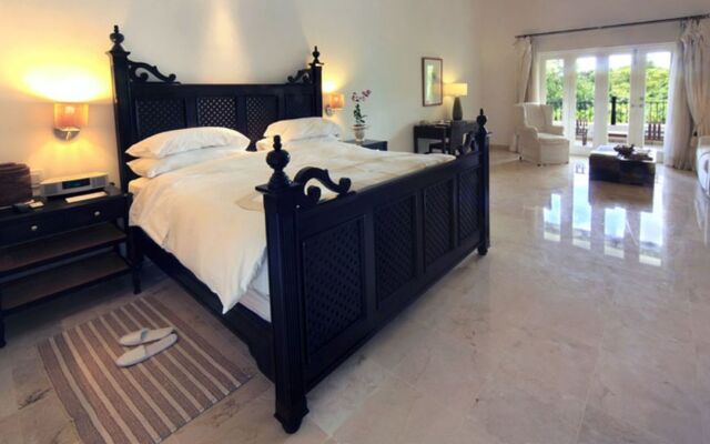 Casa Colonial Beach & Spa