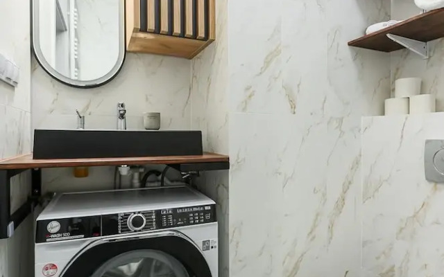 Lumina 15th Floor Apartment in Warsaw