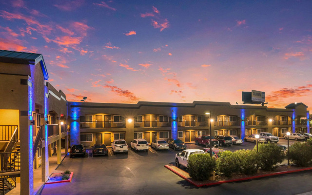 Econo Lodge Hesperia - Victorville I-15