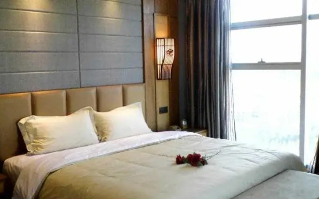 Chinese Yew Lake Hotel