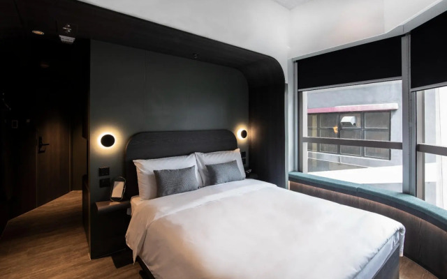 Hillwood House Hotel