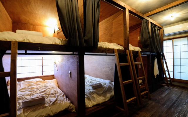 Irori Guesthouse Tenmaku - Hostel – Guest Rooms – Hakone