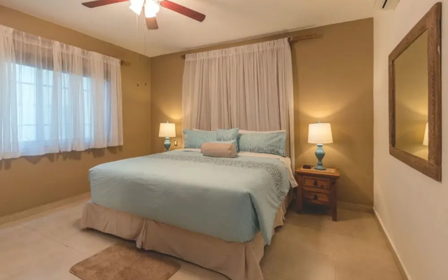 Mamitas Beach Condo Capri 1C