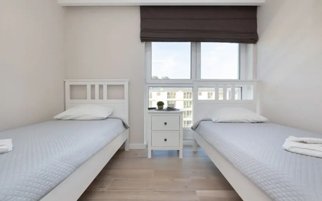 Sunny Terraces Apartments by Renters