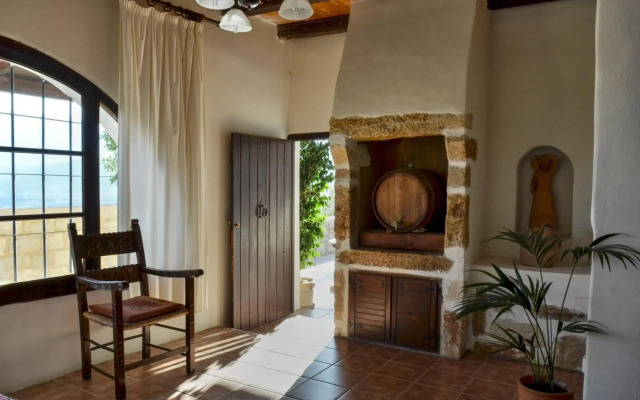 Anna-Malai Traditional Cretan Villa