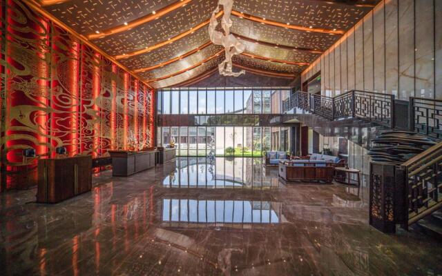 S&N Phoenix Comfort Villa