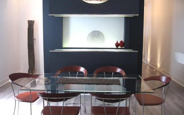 Adelaide Accommodation - The Angas