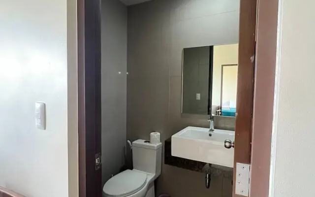 One Manchester Place Exec. 1BR