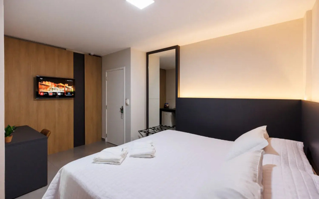 Tonello Business Hotel
