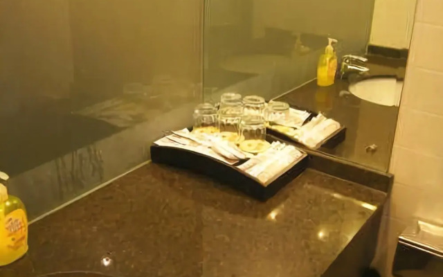 Tanghu Upark Hao Ting Hotel（Shuangliu Airport Store）