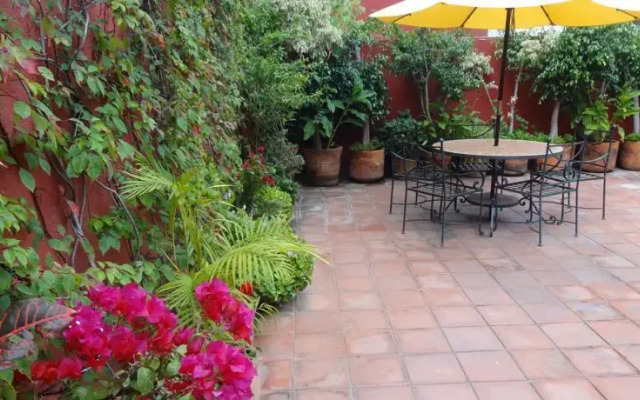 Hotel San Borja B&B