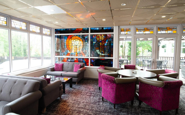 The Ivy Bush Royal Hotel By Compass Hospitality