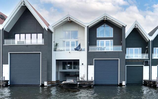 Captains Boathouse Studio