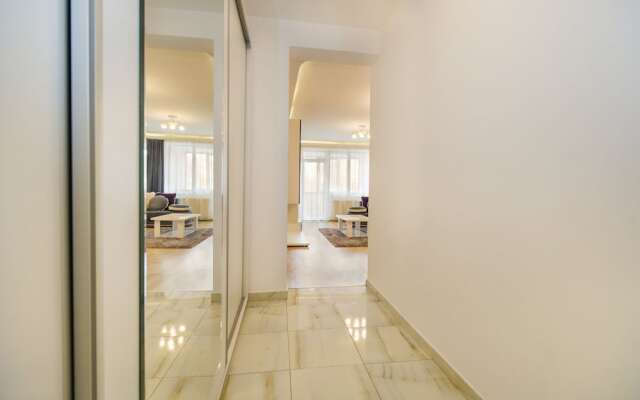 Relax Apartment Coresi Mall