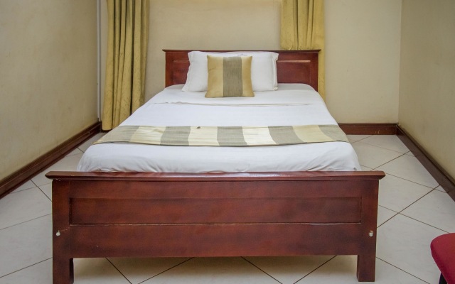 Tiptone Hotel