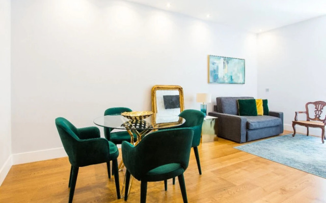 Your Home in Palácio do Bairro Alto