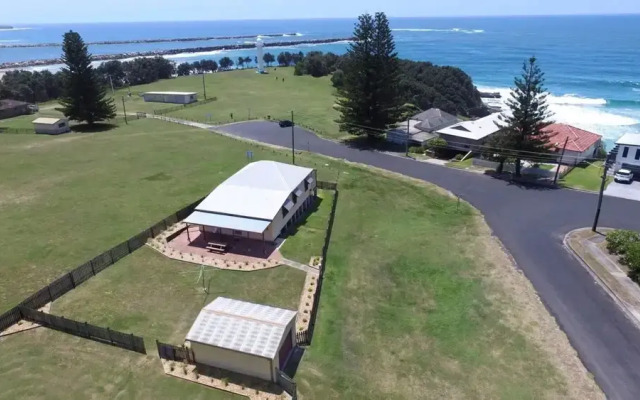 Reflections Yamba Lighthouse Cottages