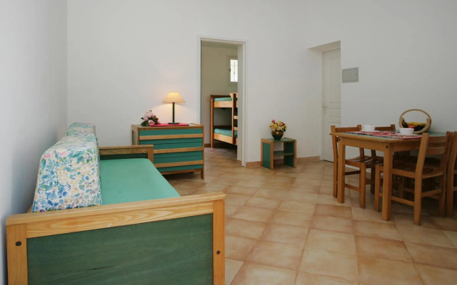 Res. Cala Bianca, Borgo-Plage, apartment near the sea