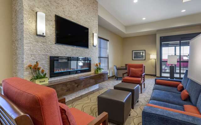 Comfort Suites Albuquerque Airport