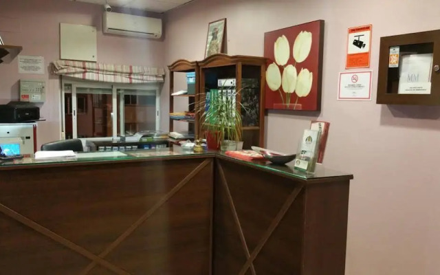 Hotel León