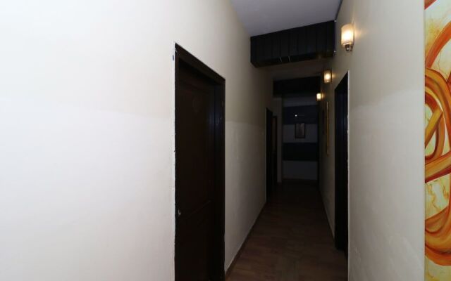 OYO 12477 DLF Phase 2