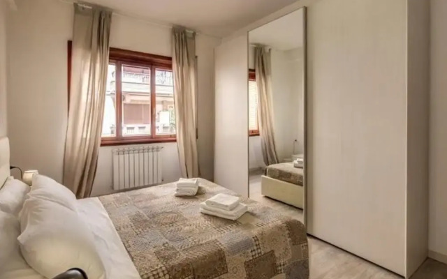 Retro2 Vaticano-max 4 pax