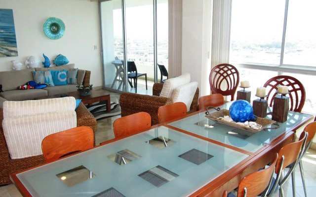 Penthouse de lujo. Carabelas de Colón