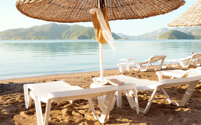 The Beachfront Hotel Adult Only 16 Plus