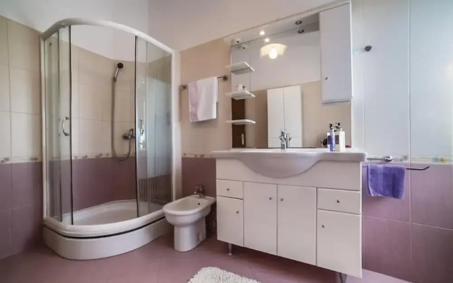 Nice Home in Kastel Sucurac With Wifi and 3 Bedrooms