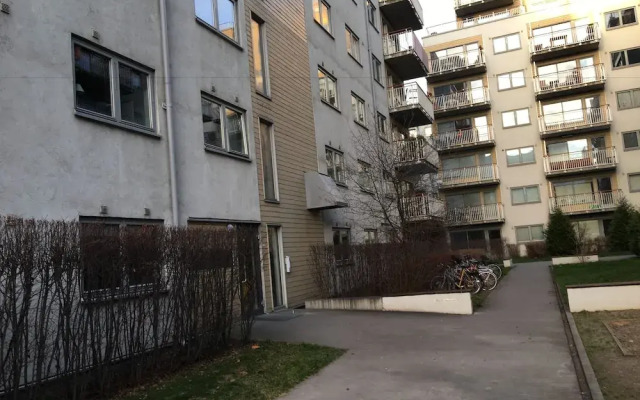 Sentral 3 roms top leilighet med gratis parkering