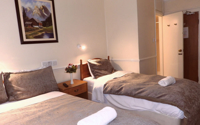 Europa House Hotel