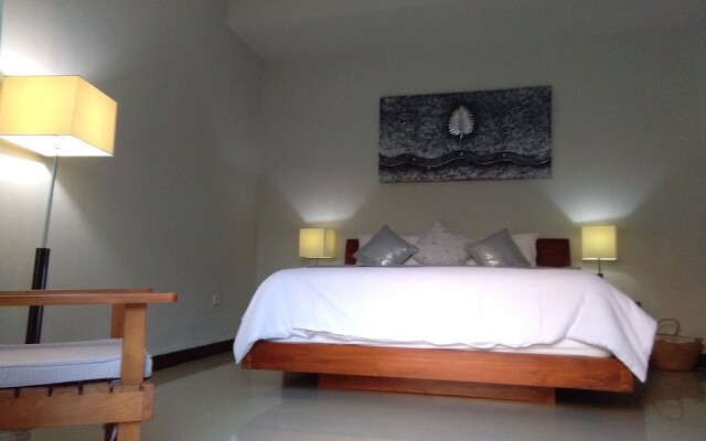 5 Bedrooms Legian and Seminyak Private Pool Villa