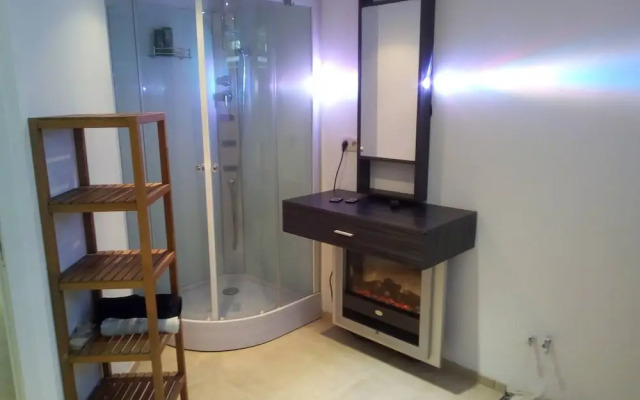 Relaxation in Waterloo, 2 Steps From the Center of Brussels
