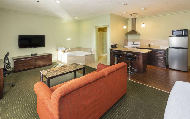 Quality Inn & Suites
