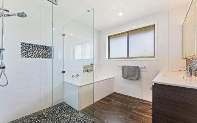 Grandview Apartment - Ocean Views