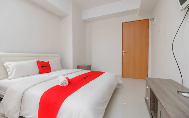 RedDoorz Apartment Syariah @ Green Lake View Cimanggis